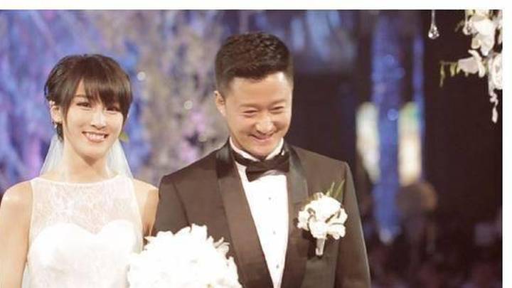 吴京两儿子近况被曝出，你喜欢他的婚前当爹吗？