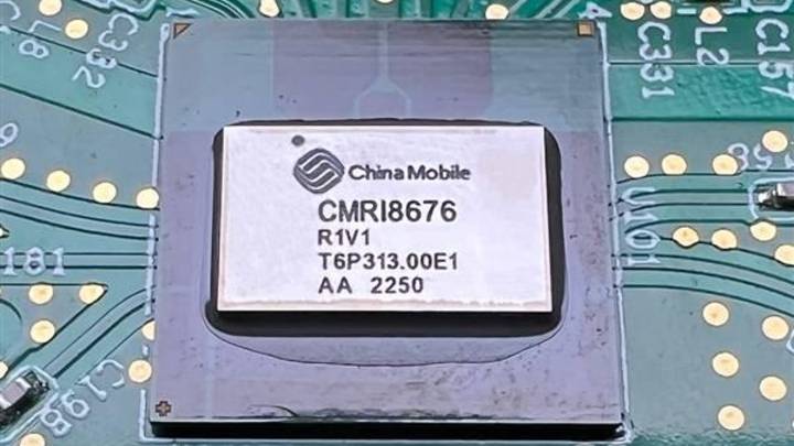中国移动成功研制国内首款可重构5g射频收发芯片，你看好吗？