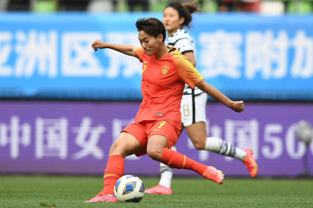 新华社王爽专访：跨栏女子足球比赛的每个人都是英雄