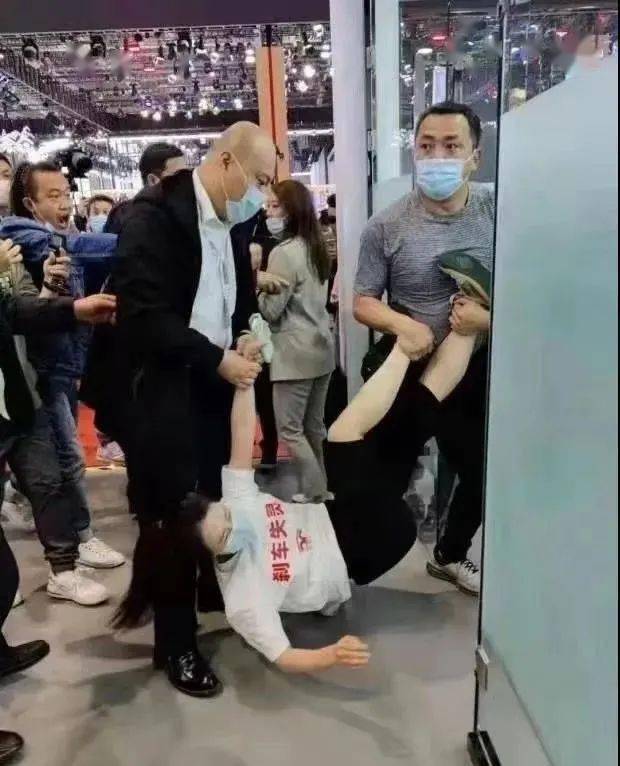 点击进入看图评论