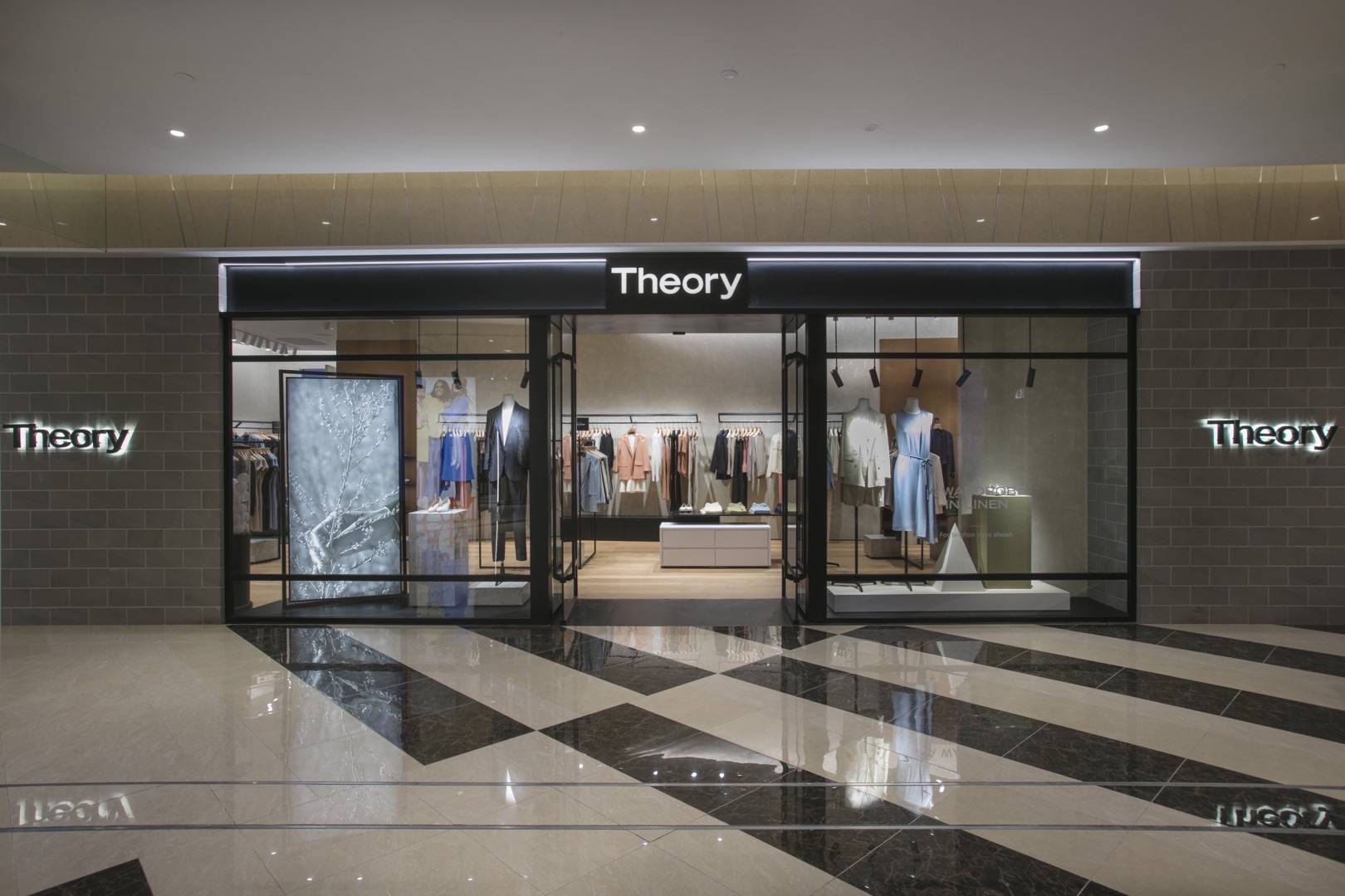 theory思睿宁波阪急百货女装形象店开幕