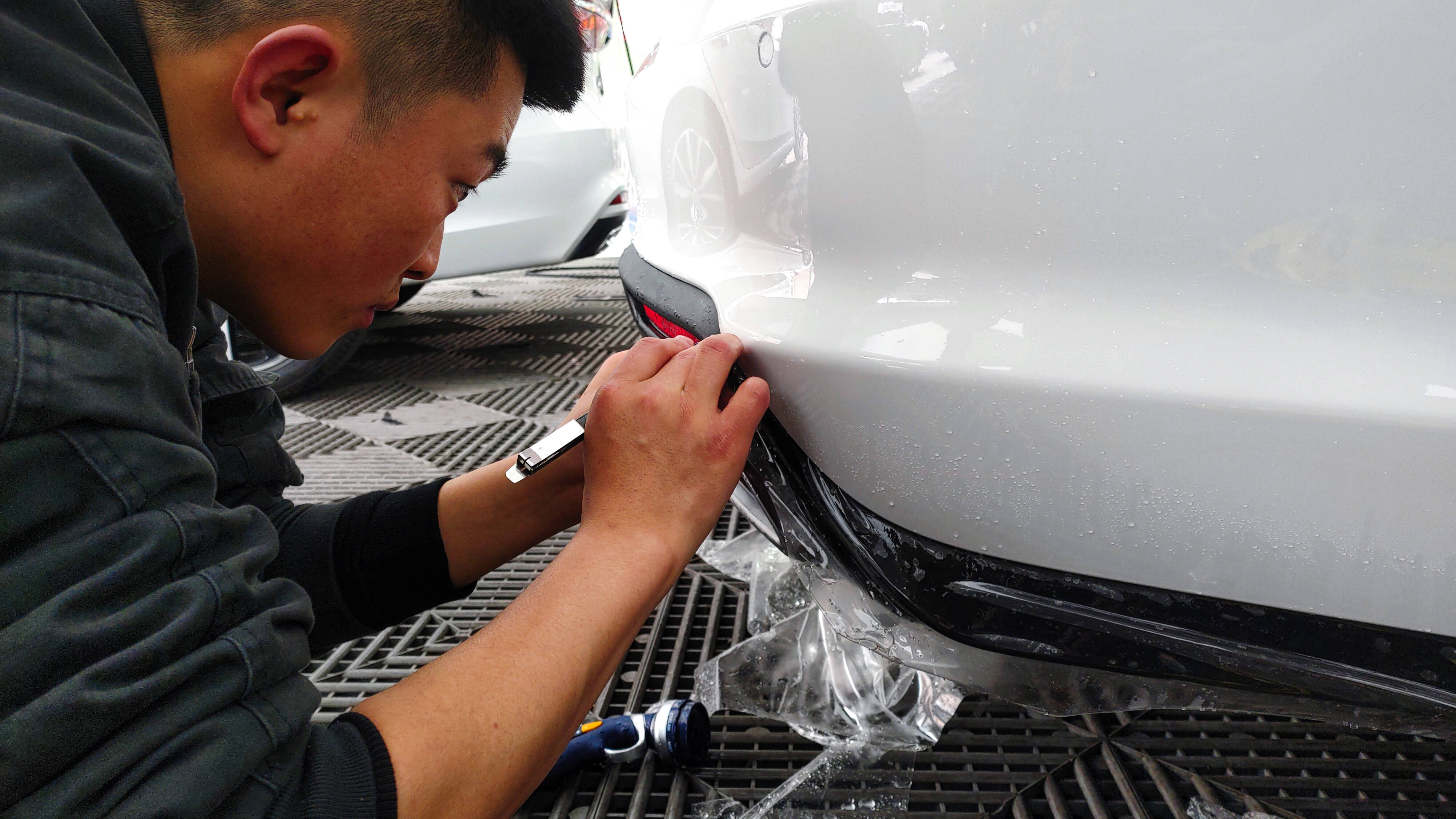 膜一姐说车衣一修补就掉价的原厂车漆竟然如此重要