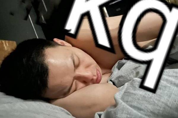 网曝德云社成员靳鹤岚出轨女粉丝曝睡觉裸照其多线并行