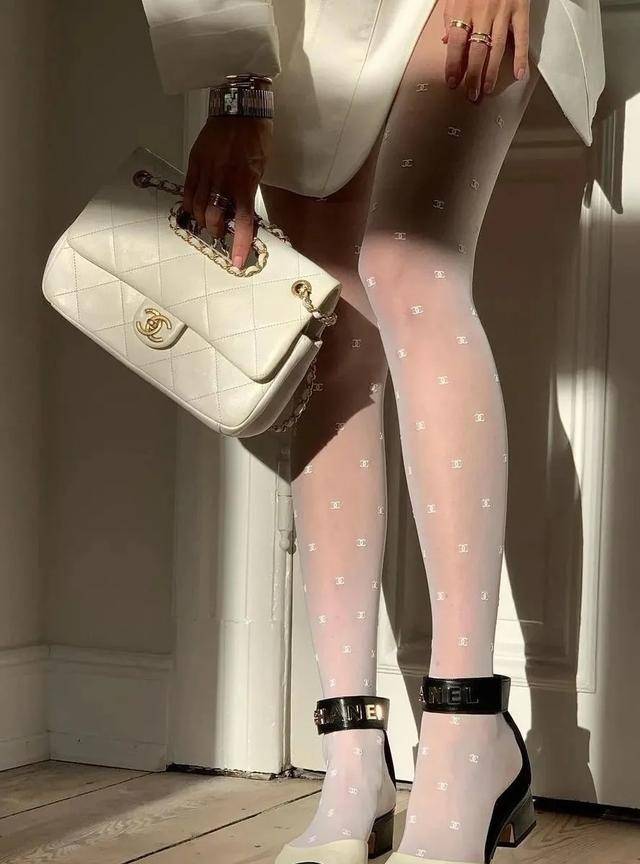 原创万万没想到今年流行这些袜子