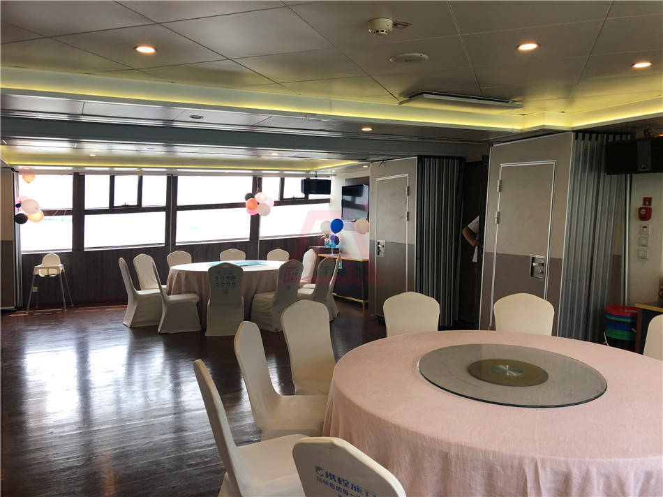 上海浦江夜景游轮租赁游轮出租船长8号游轮出租婚庆年会租船