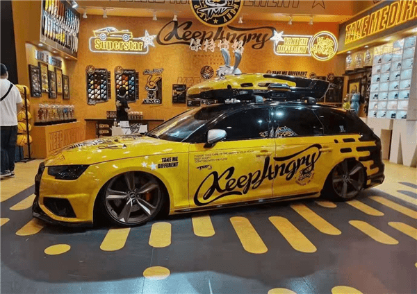 李洋带您欣赏奥迪rs6升级airbft气动避震造型展现全球文化