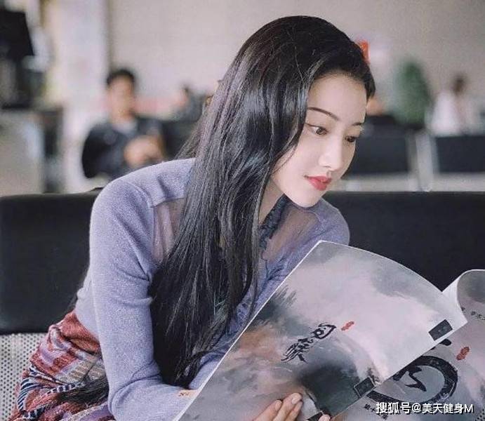32歲景甜狀態依然如少女，健身照曝光，網友：身材勻稱，肌肉女神 健身減肥達人 第1张