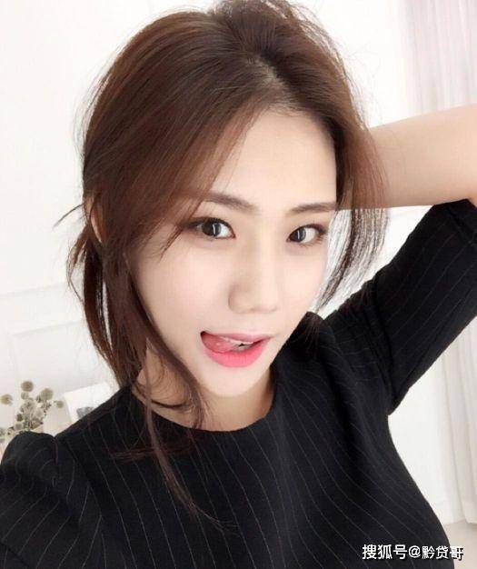 傲人身材的美女模特金雅珠