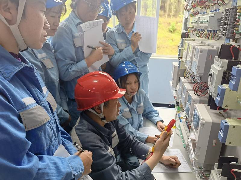 南方电网云南曲靖富源供电局多形式开展特种作业人员技能培训