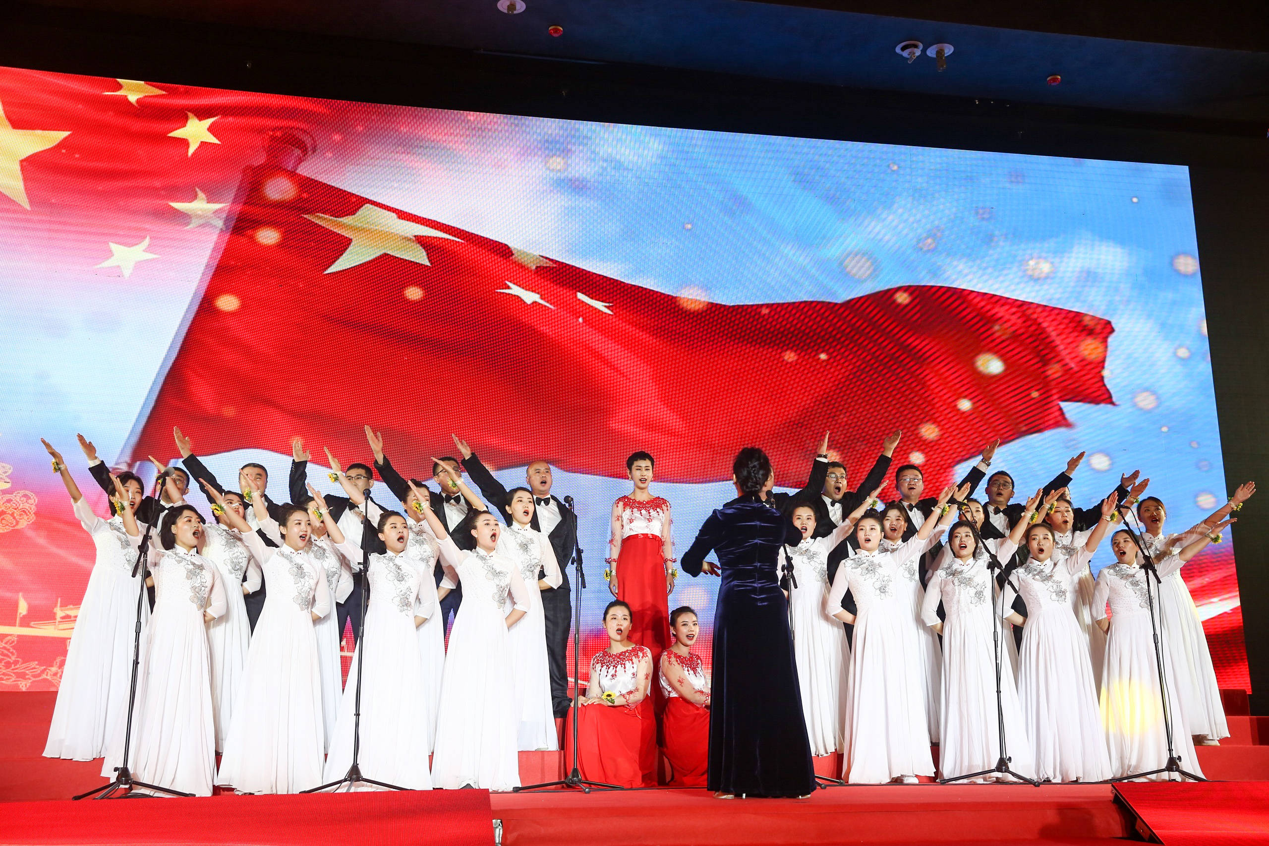 渤海银行太原分行举办"学党史唱赞歌促发展"活动