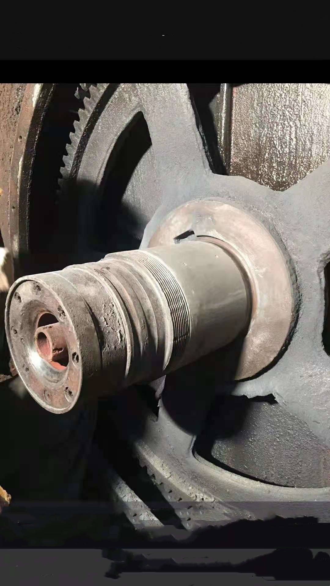 烘缸轴磨损的造成及修复