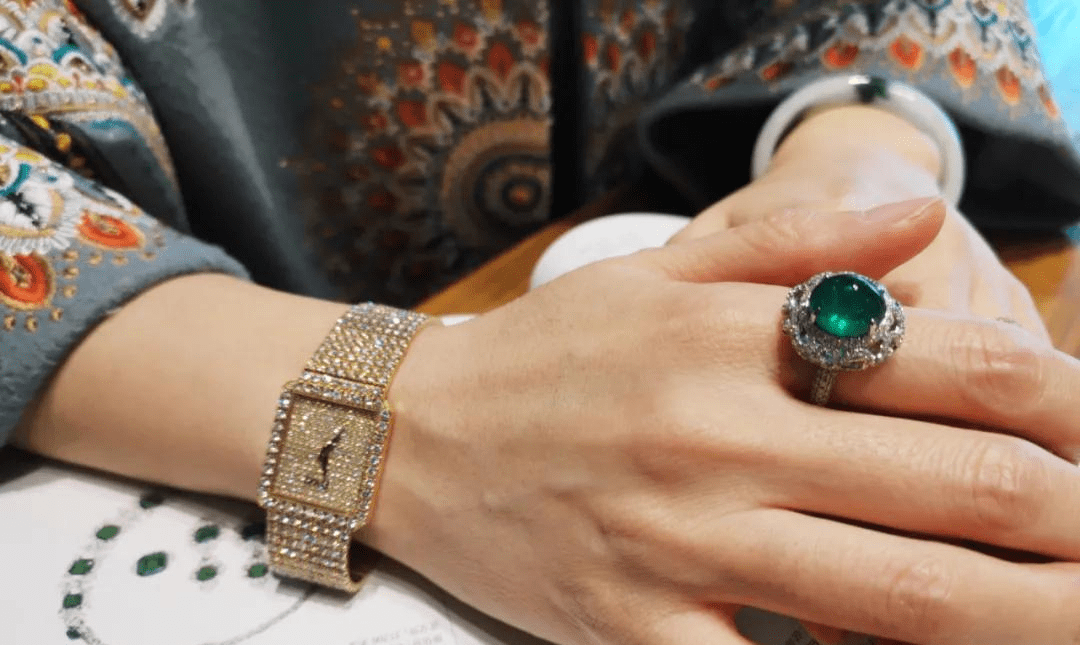 Ϊʲô������ʯӢ��?