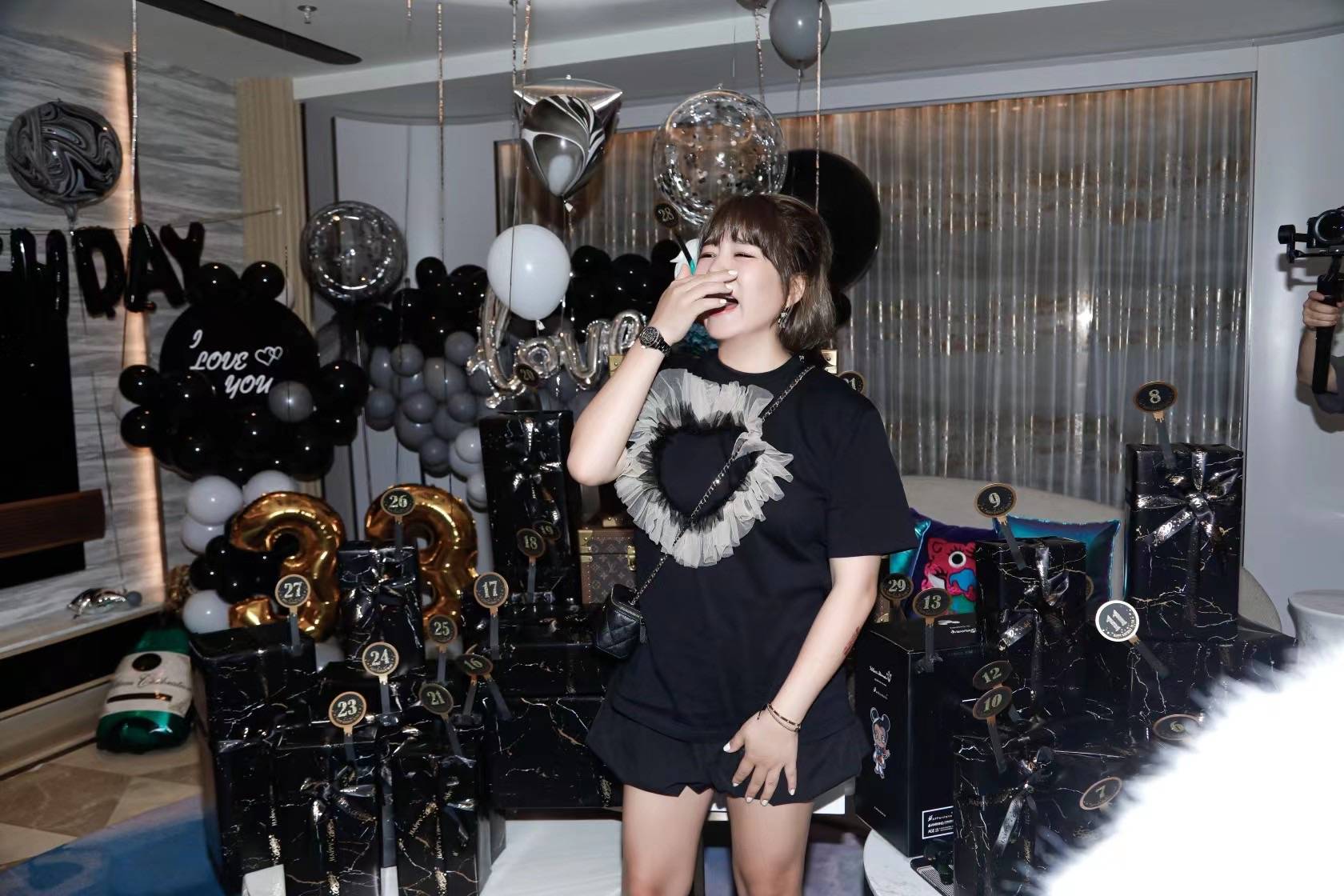 杨佳倩:很多年轻人都处于财富焦虑的状态之中杨佳倩