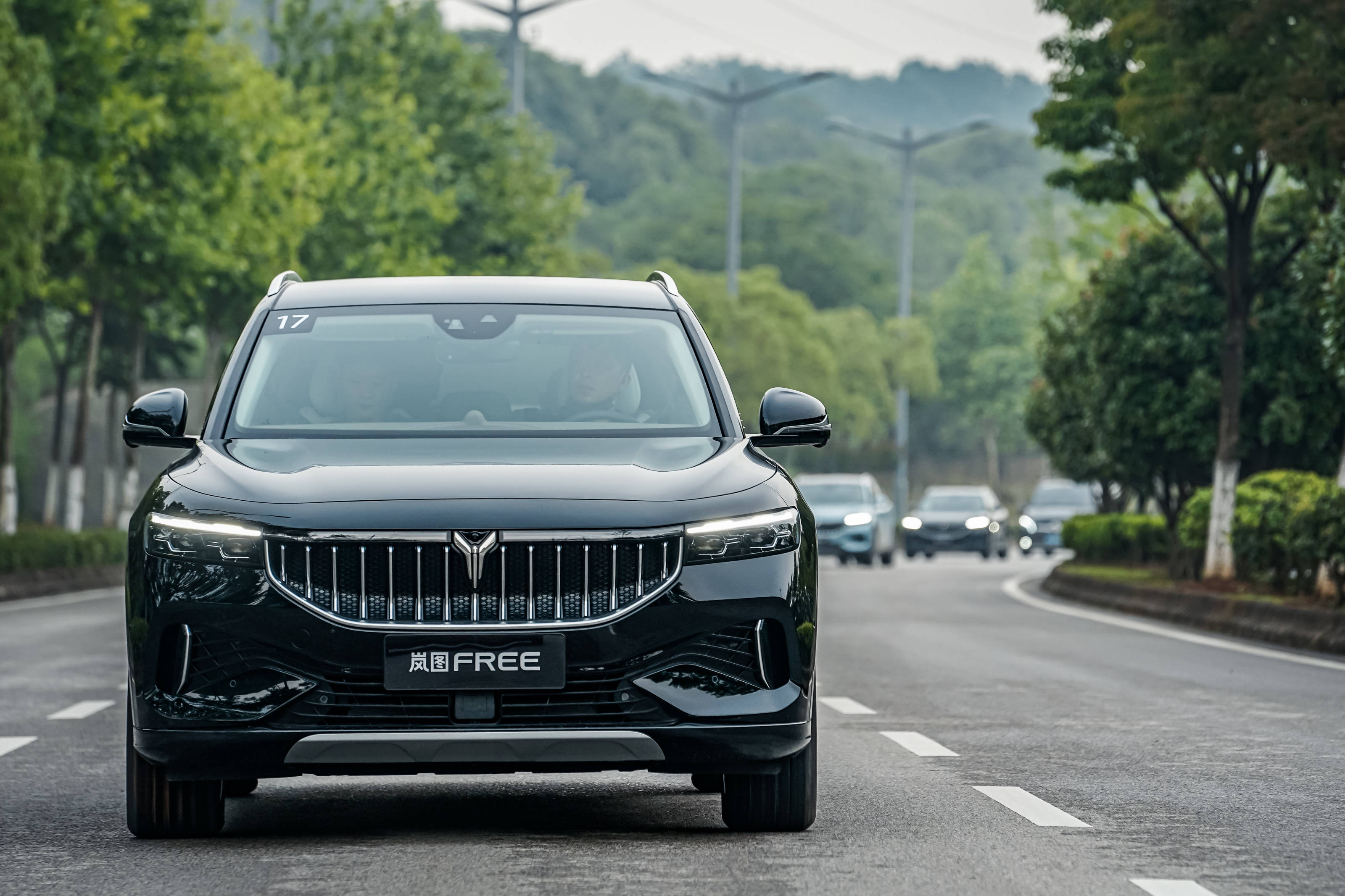 岚图free启动全国试驾带来性能级电动suv新体验