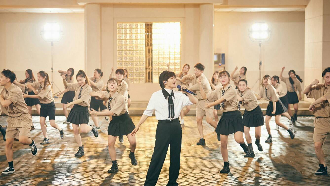 什么歌曲适合毕业季 e0147cdf40c04afca19c3dc19e15357e.jpeg