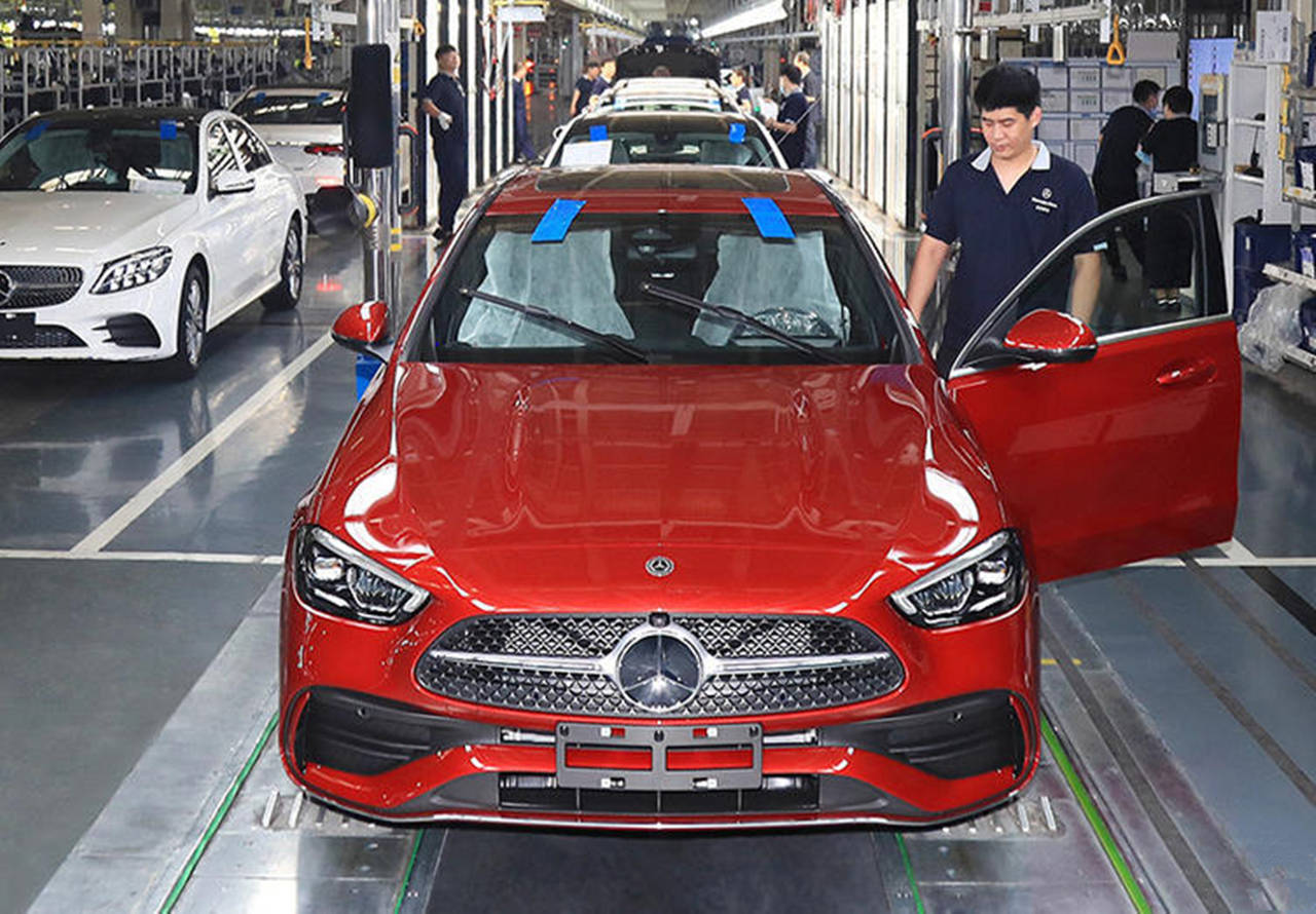 全新国产奔驰c级正式下线将于9月上市