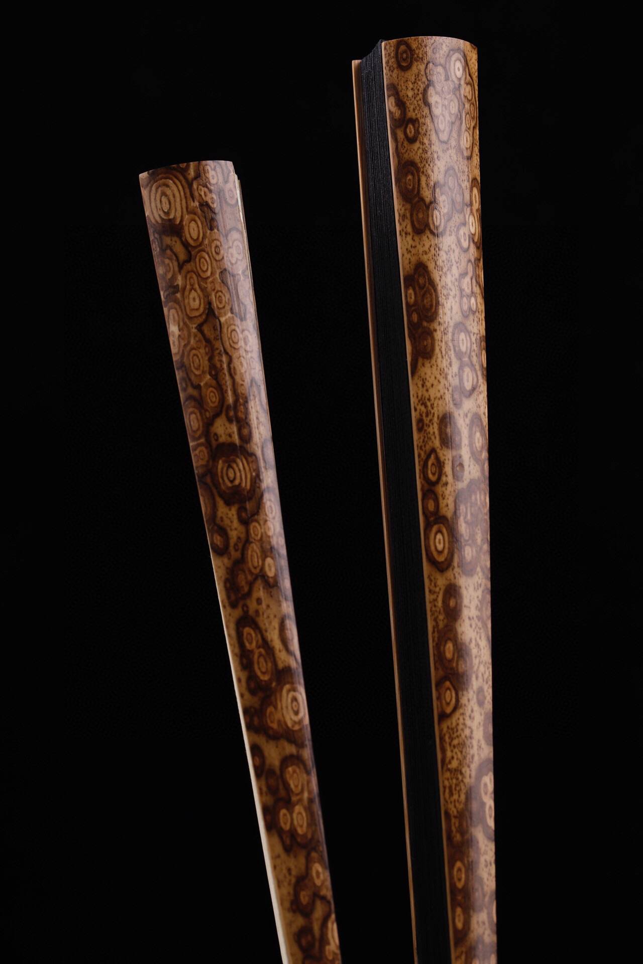 新手挑选文玩折扇至少了解头型材质行话