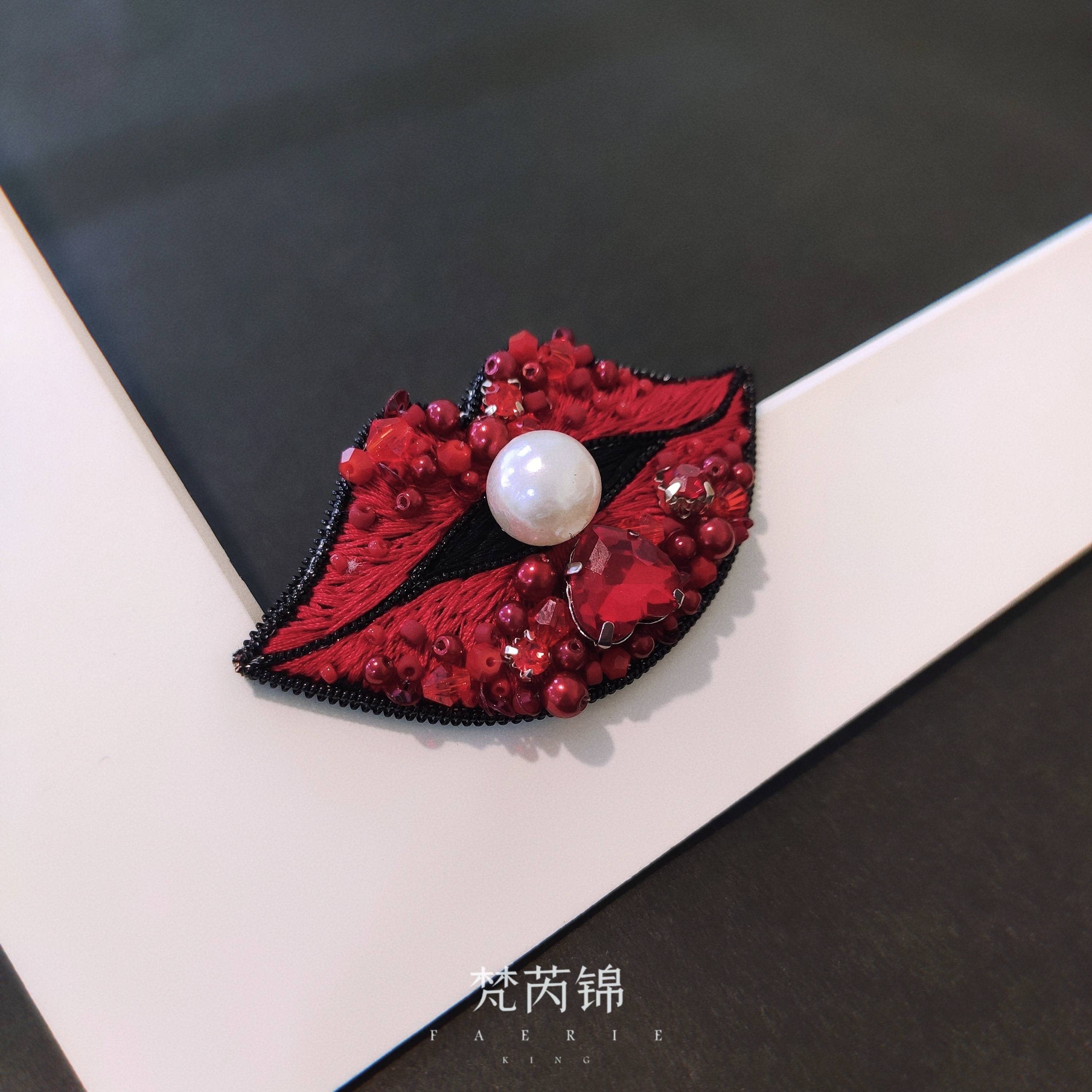 梵芮锦手工刺绣分享--胸针