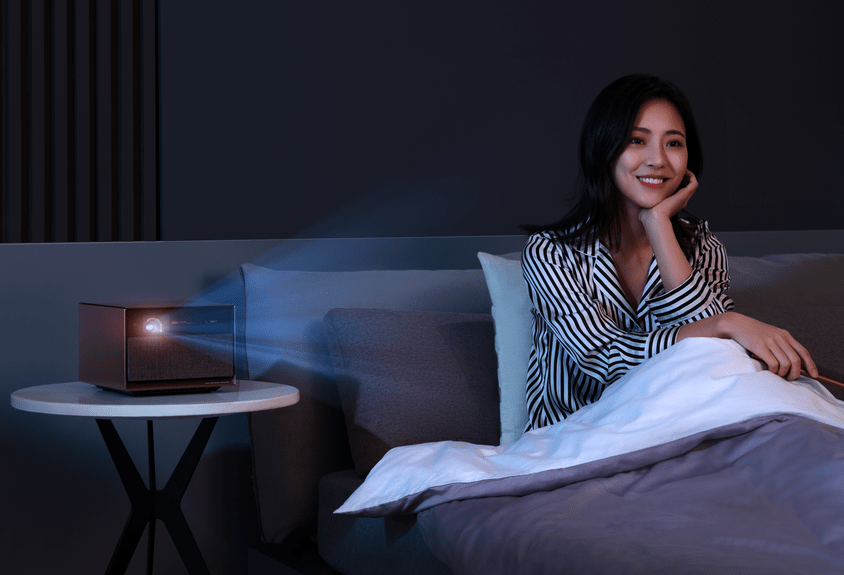 技术|极米RS Pro2：打造宅家观影惊喜