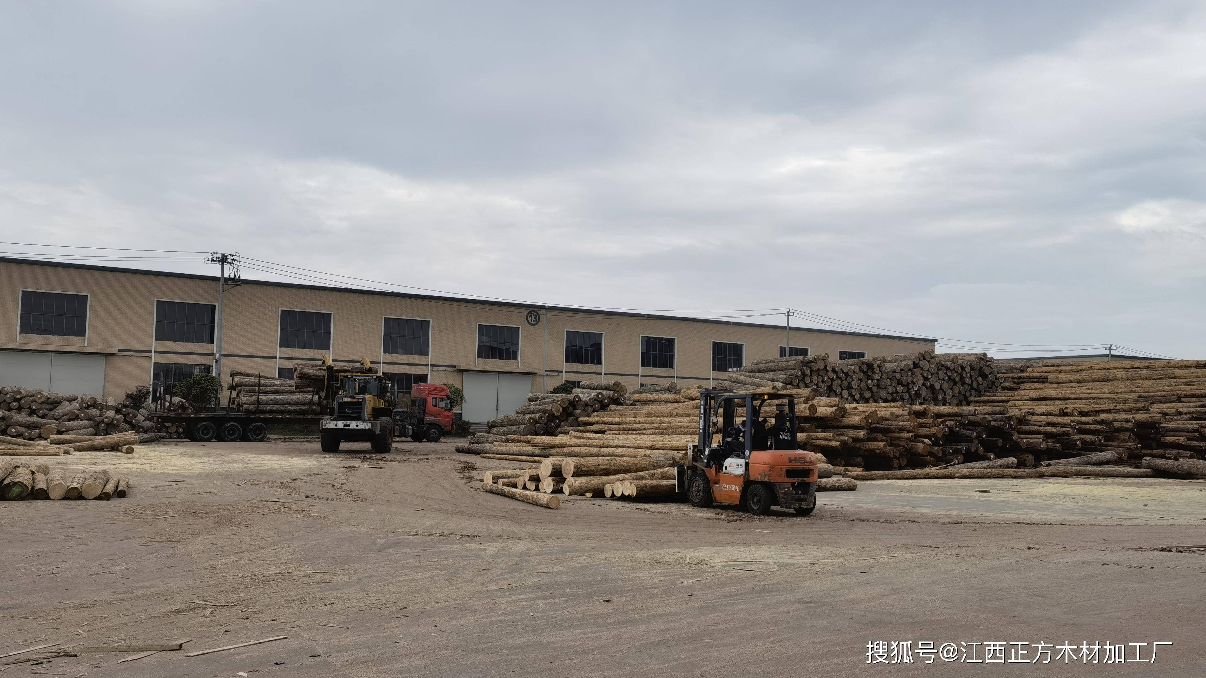 为什么武汉木材市场价格暴跌,但是出口数据还是逐渐走高?