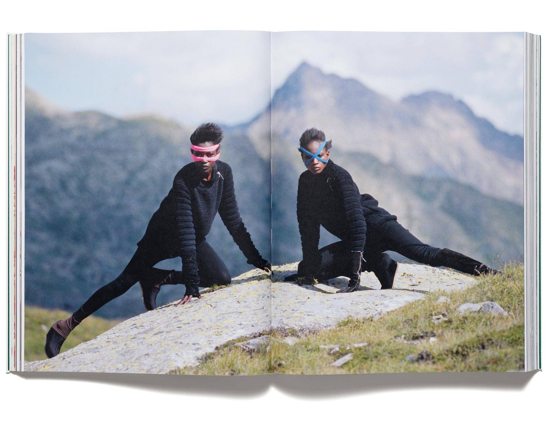 Moon|Acne Studios欣然宣布，在2021年夏季 推出《Acne Paper》一书