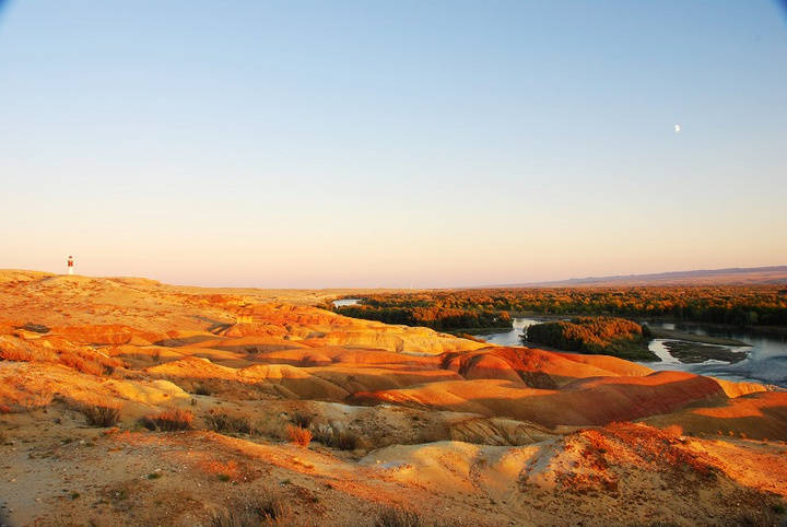 五彩滩|新疆五彩滩