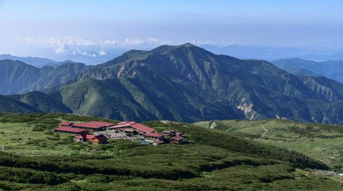 扫地机器人这场消费盛宴，为何家电经销商没有尝到甜头？-家电圈官网