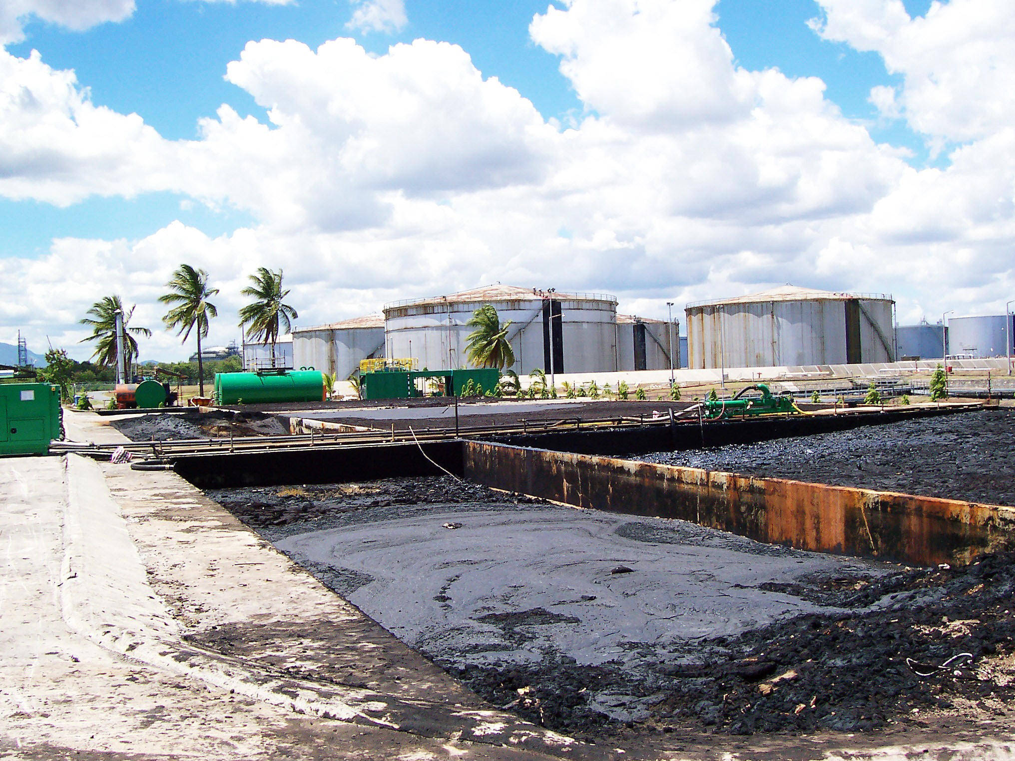 含油污泥中油水含量的测定方法
