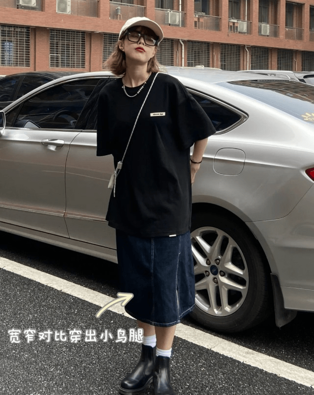 夏天|今夏火了一种靴子，叫“过踝不过膝”