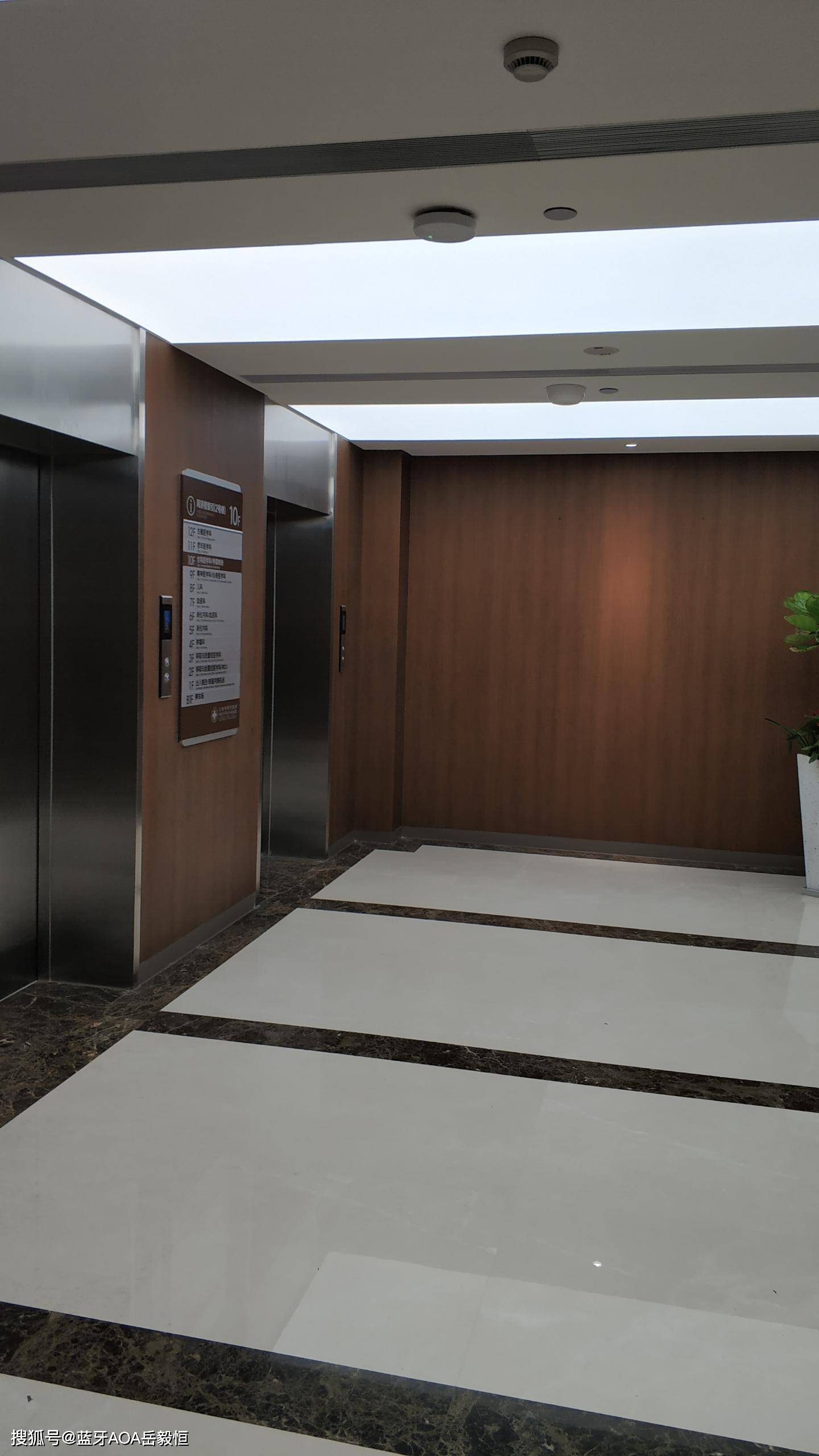 ed86a71407f040b49a64894ad1ca5bdd.jpeg