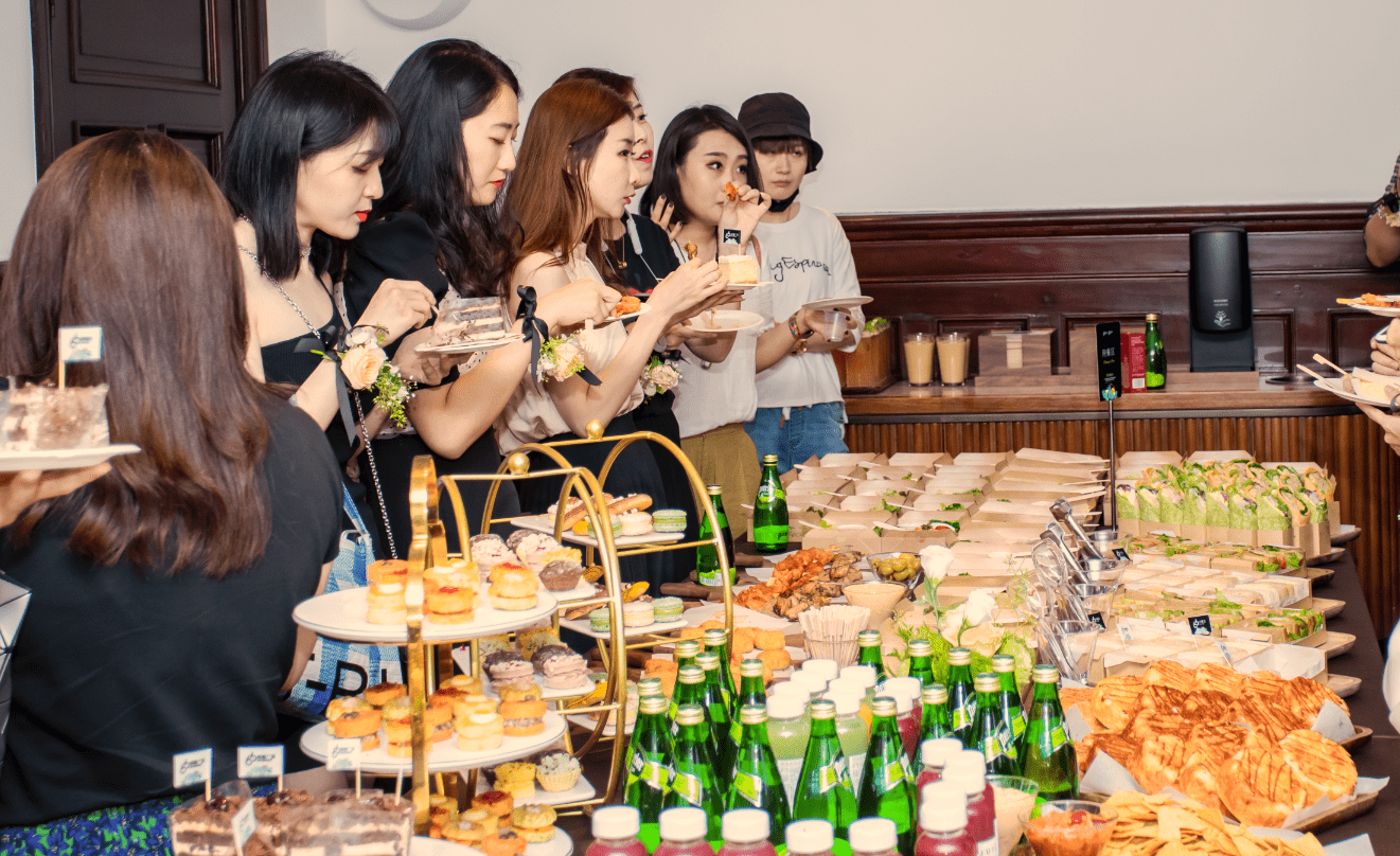 定制|“壹彩恒新”——天津恒隆会一周年记