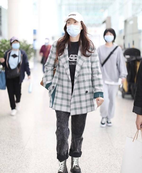 女儿|玲花一家太美满了，虽然穿得朴素却藏不住幸福感，6岁女儿真活泼