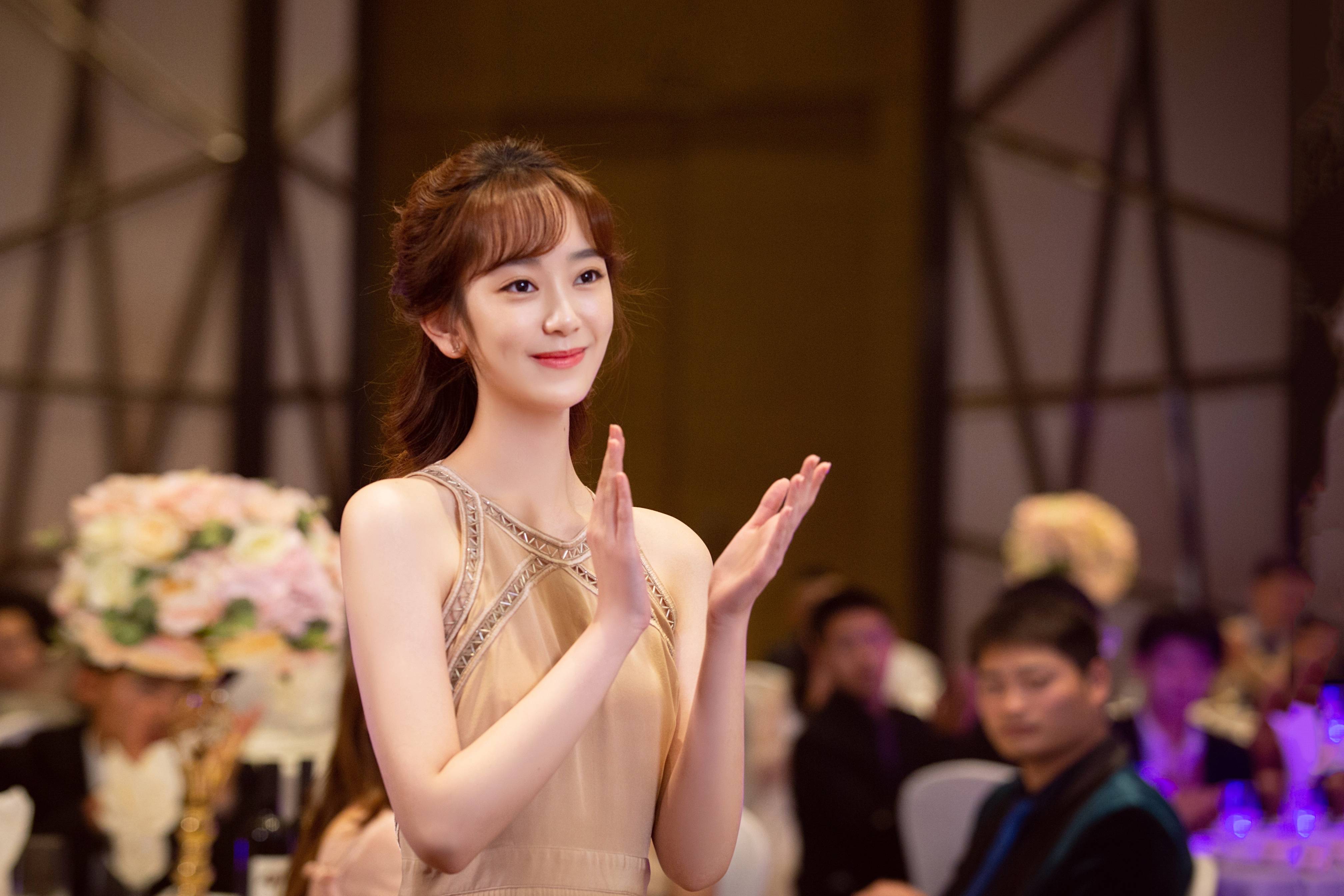 《站住!花小姐》7月28日开播 吴明晶化身清醒小女友