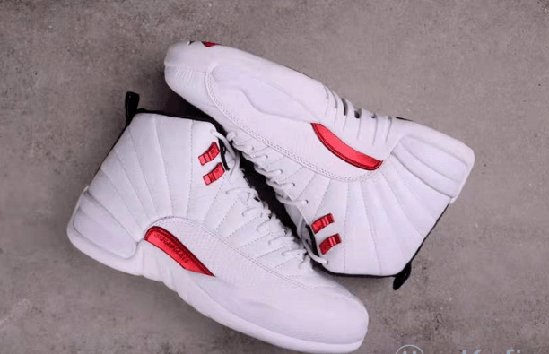 Reverse|?AJ12休闲运动篮球鞋开箱 Air Jordan 12 Reverse Flu Game