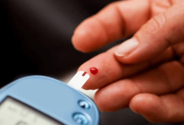 猩红热|糖尿病:指甲上出现这个“标志”,提示你或已患病,尽快测测血糖