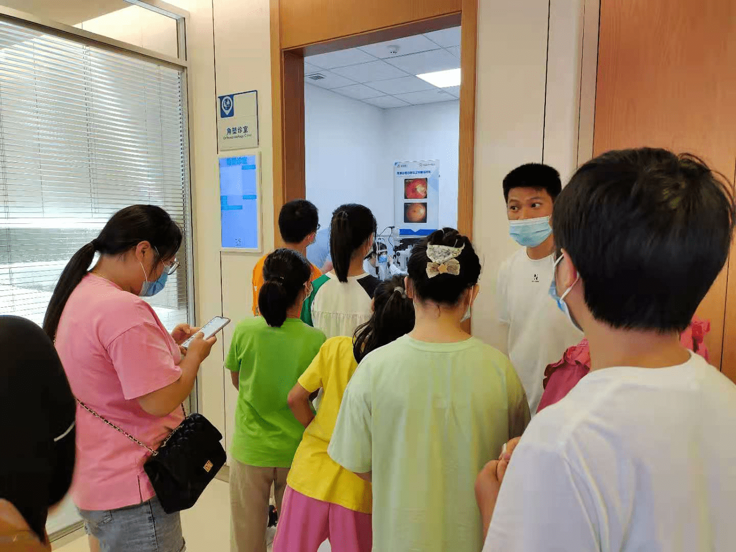 近视眼镜价格的市场洞察