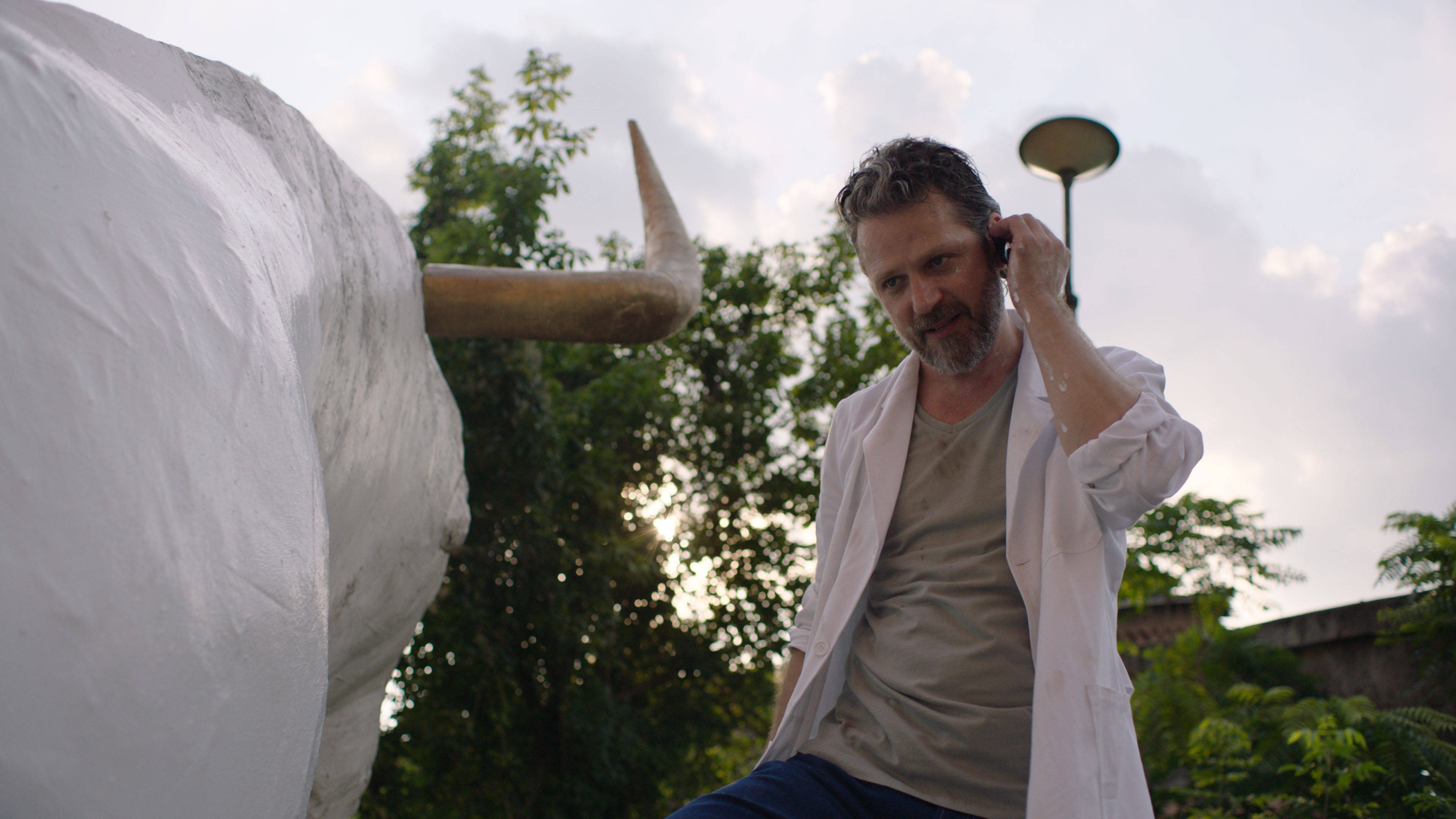 电影逃离贝尔格莱德更名为生死权杖8月20日跨国父女情惊险上映