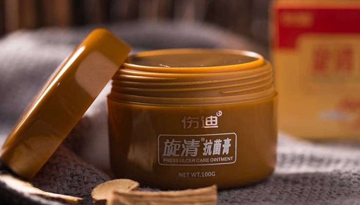 红霉素软膏能不能治鸡皮肤(红霉素软膏能不能治鸡皮肤过敏) 红霉素软膏能不能治鸡皮肤(红霉素软膏能不能治鸡皮肤过敏)