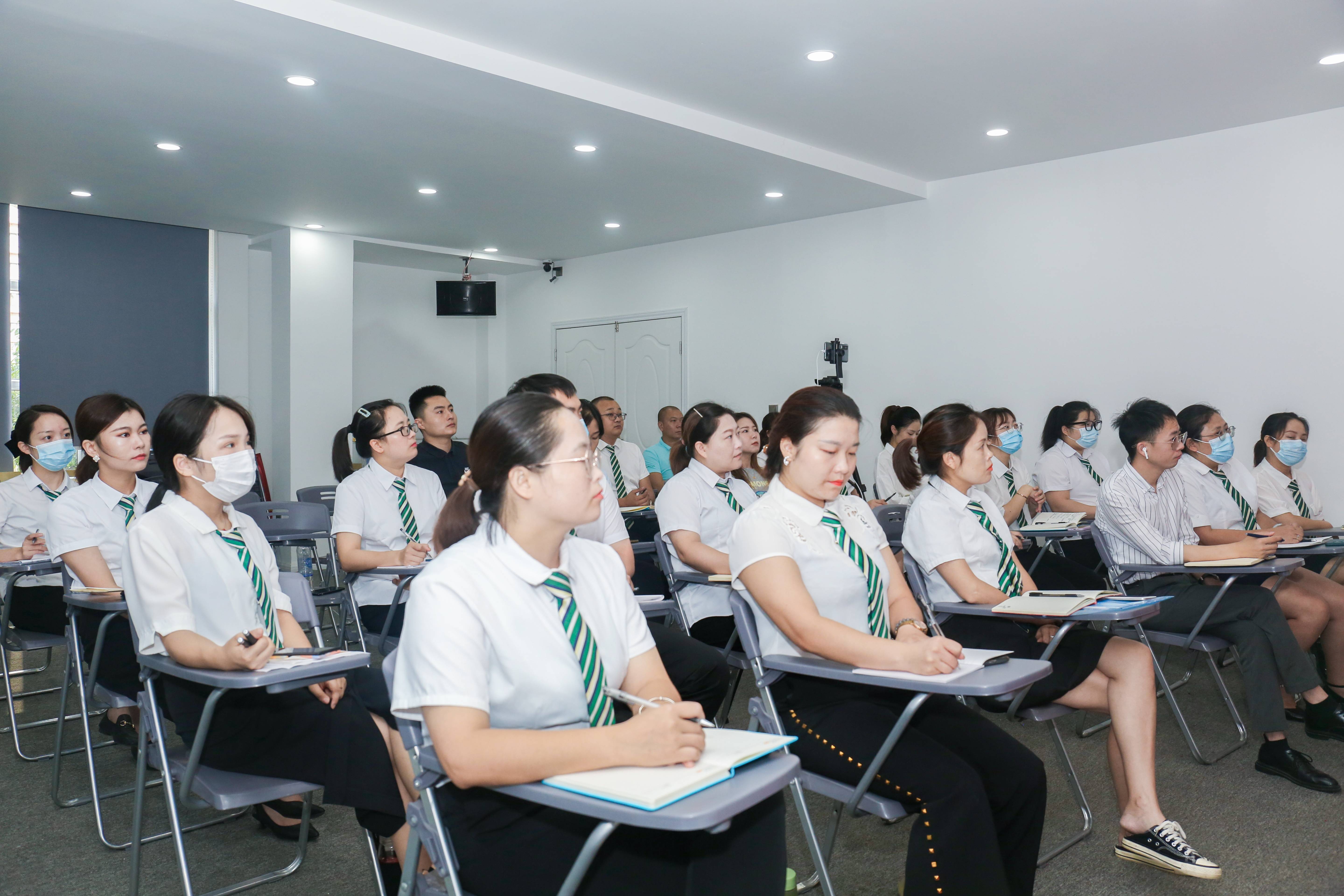 培训内容:人力资源管理技能,行政管理技能,财务管理技能,业务管理技能