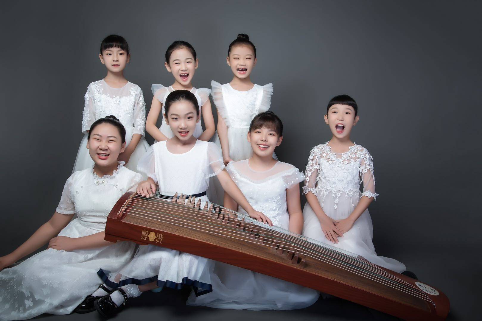朱雀杯2021陕西古筝大赛网络人气获奖组合耘艺筝团