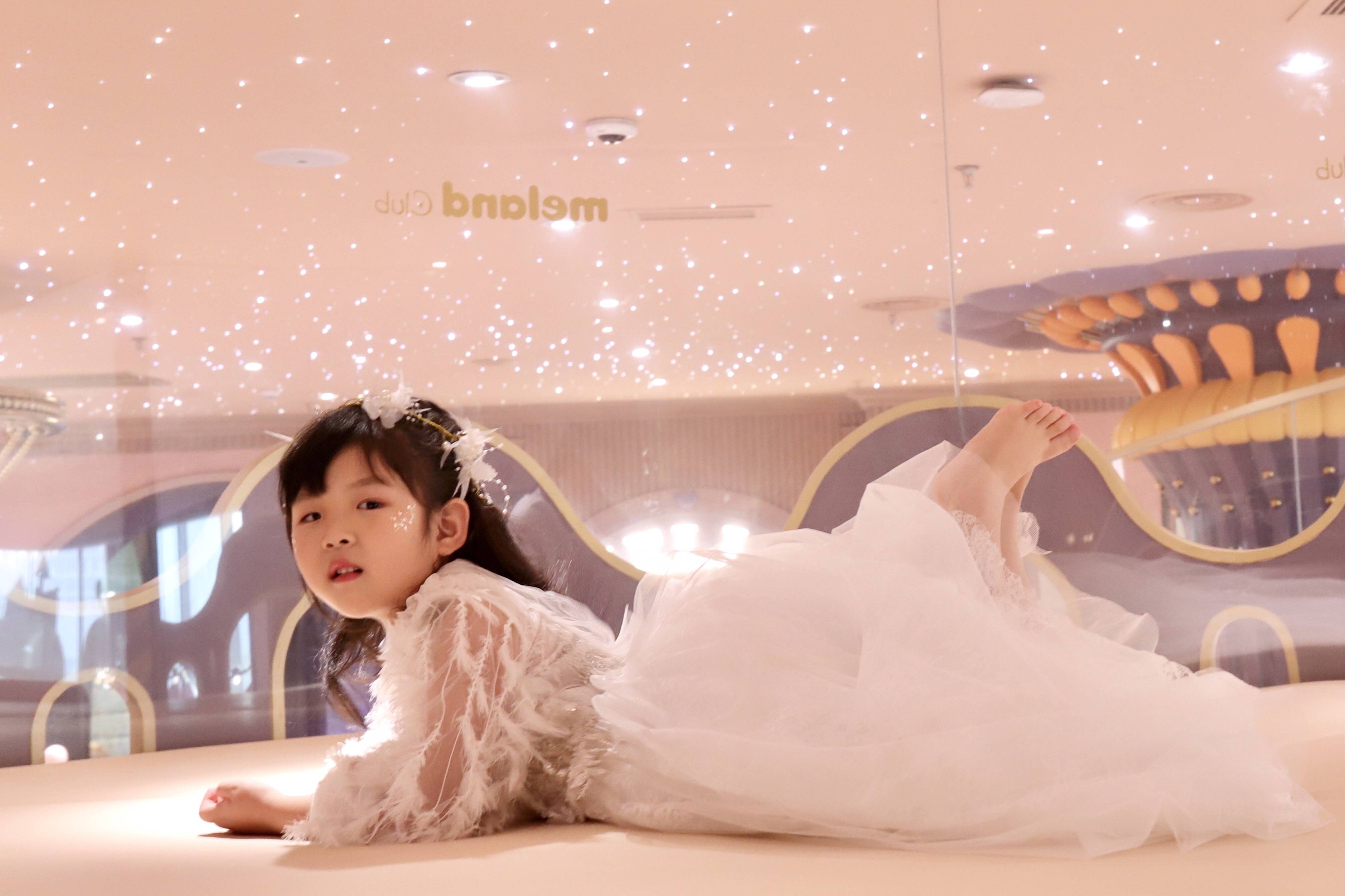 舞台|专访 | 中国小金钟深圳形象大使&人气之星 曲芷函：用最美的歌声，展现自己