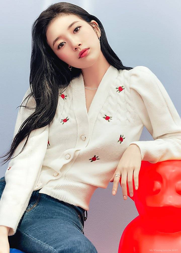 裴秀智最新秋季画报公开 粉粉嫩嫩甜美元气少女感