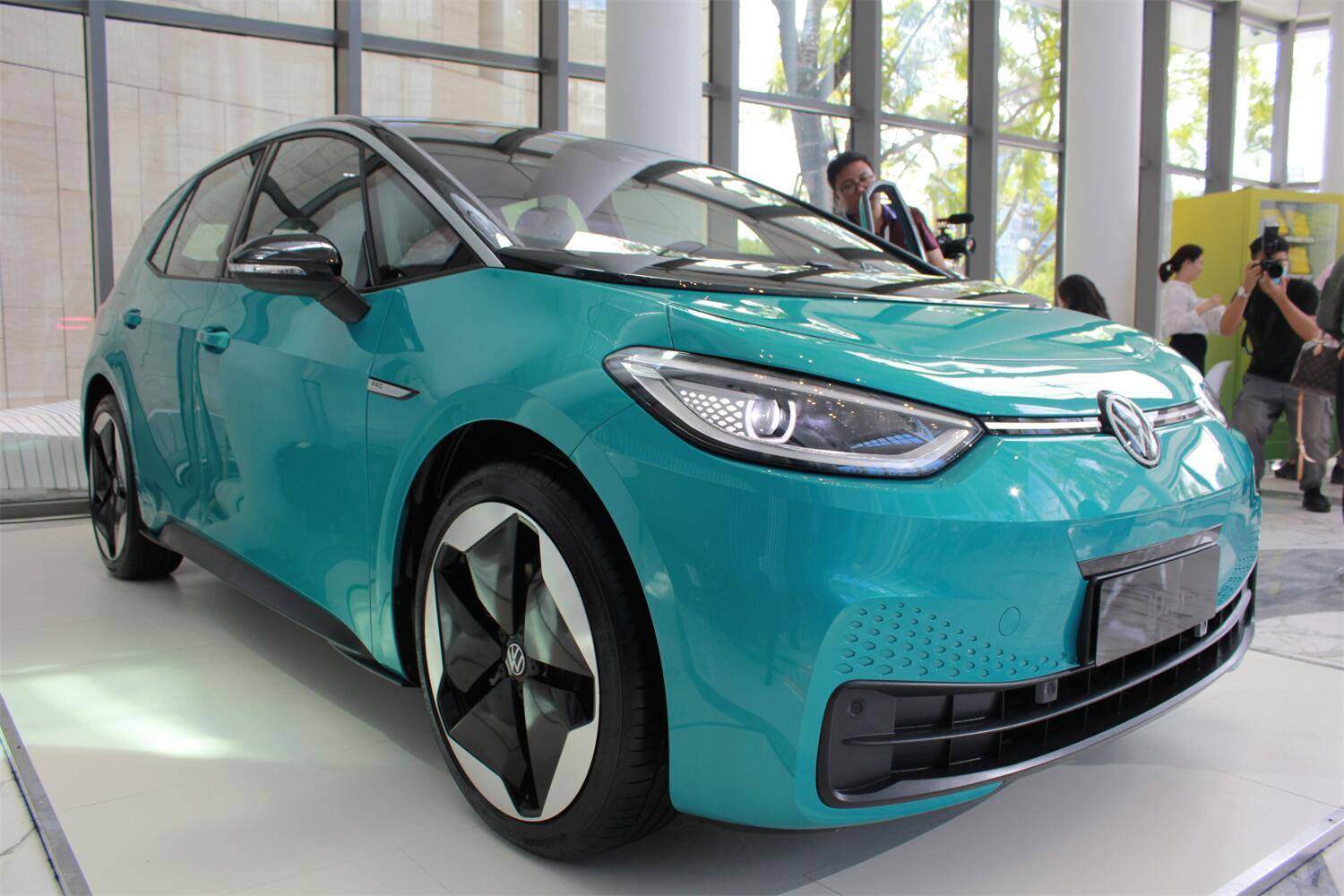 “造车逻辑”起底大众电动车的不同 ID3何以风靡欧洲？_搜狐汽车_搜狐网