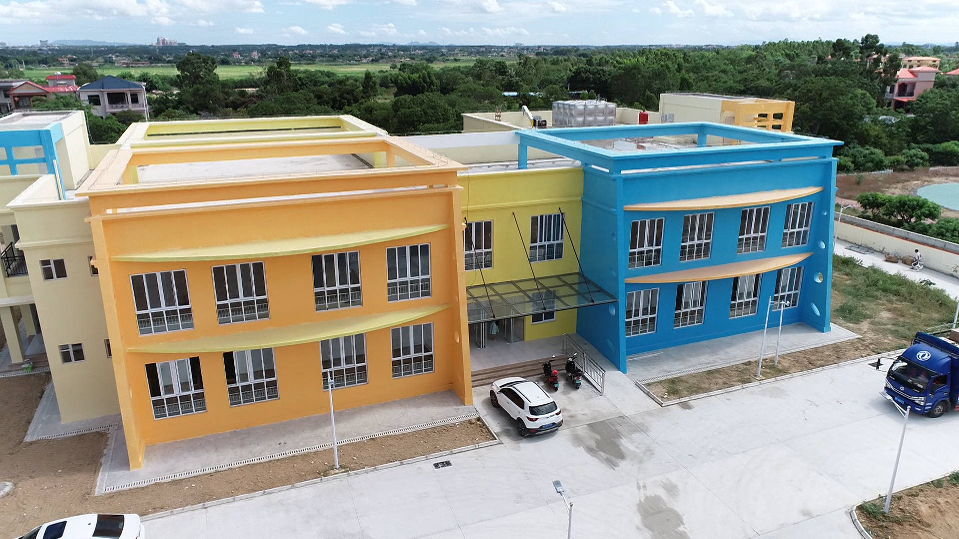 消息资讯|新增1692个学位，东方9所公办幼儿园投入使用！