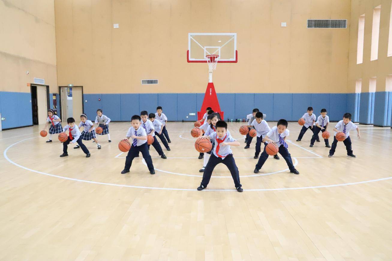 腰鼓|开学第一天：腰鼓、书法、绘画、射箭……西安高新区各校课后服务多姿多彩