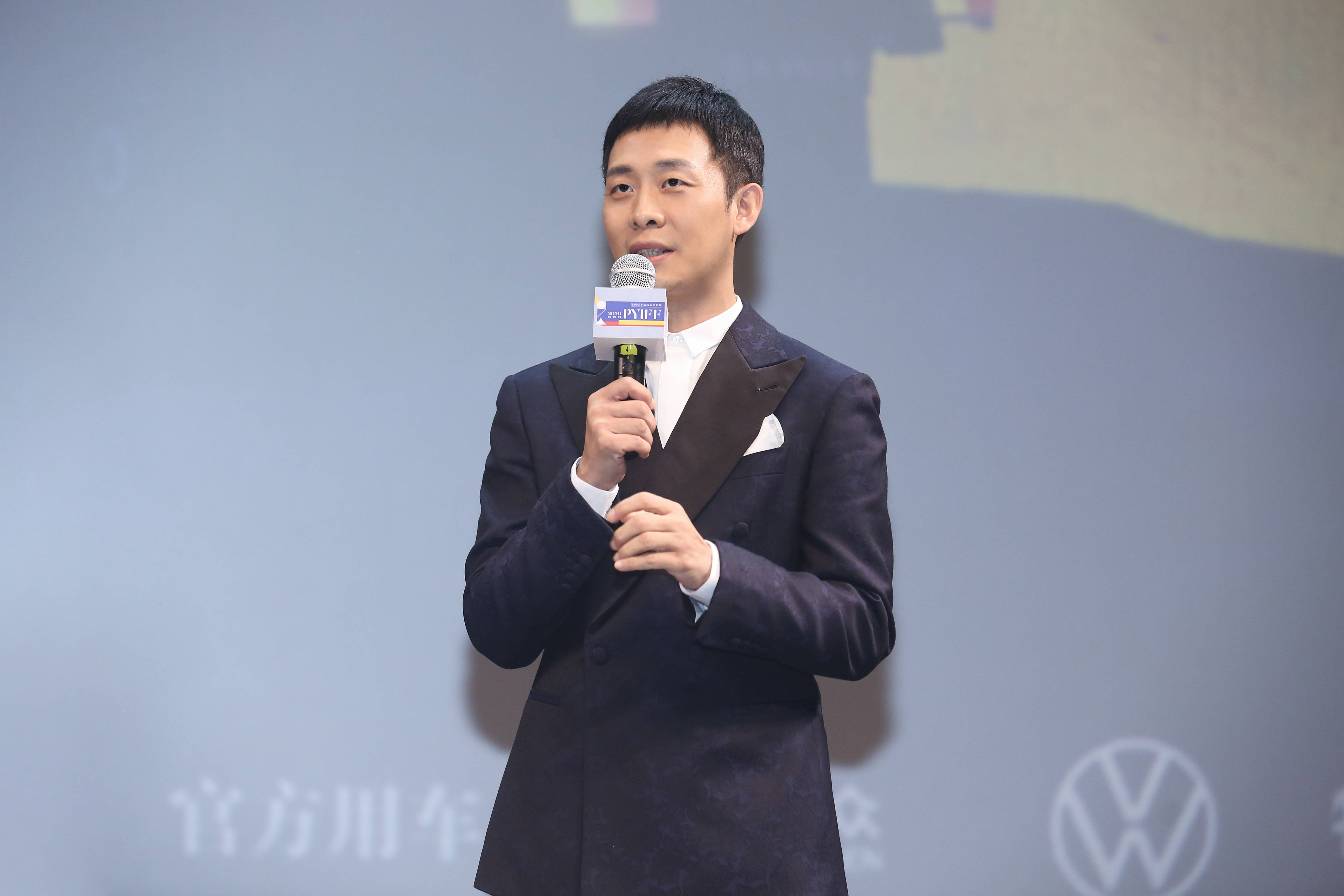 演员张译出资藏龙单元一位优秀导演将获现金资助