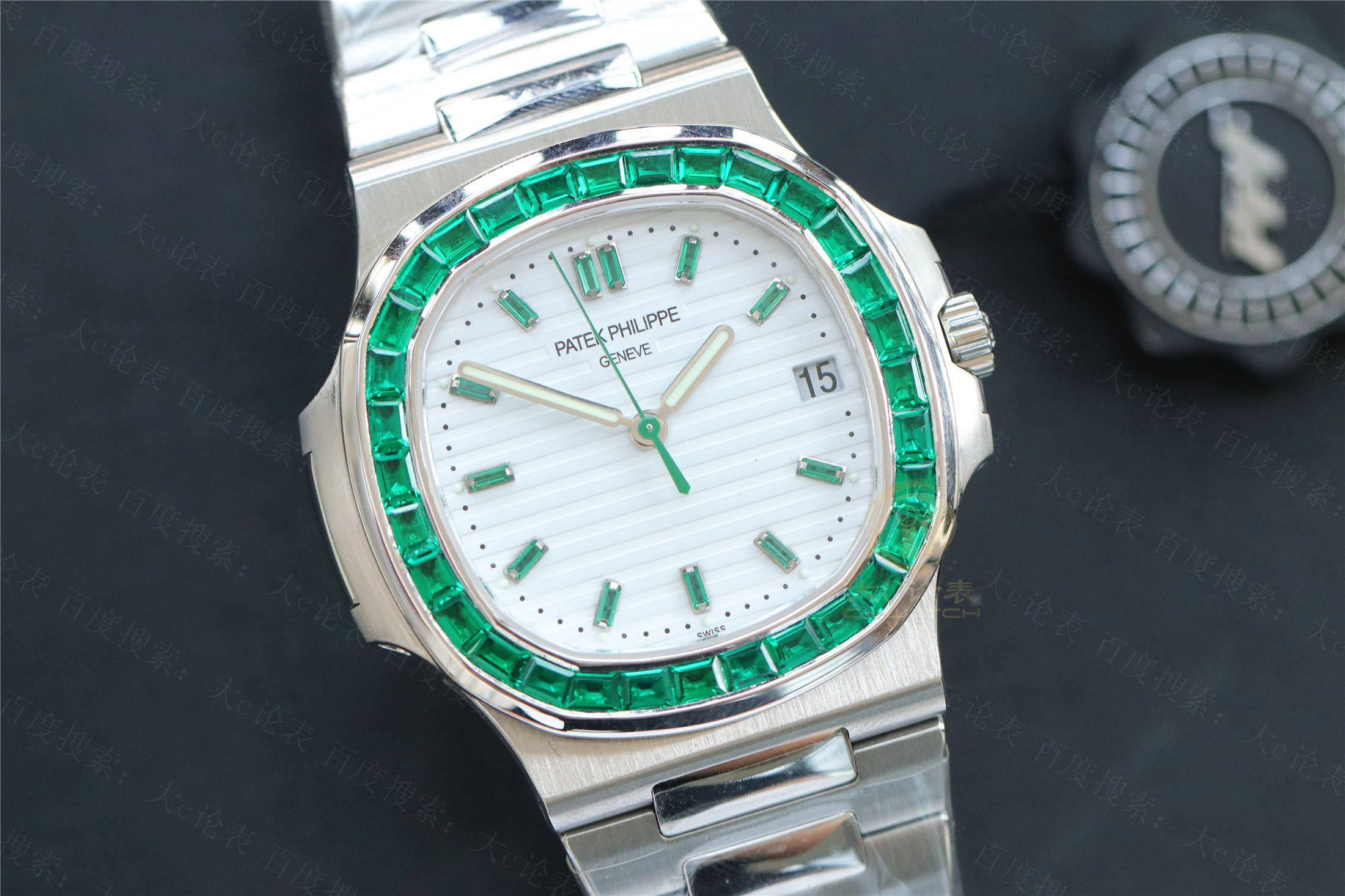 ��c�۱�:�ٴ�����������,���װ��ĸ�̲ʱ�Ȧ��