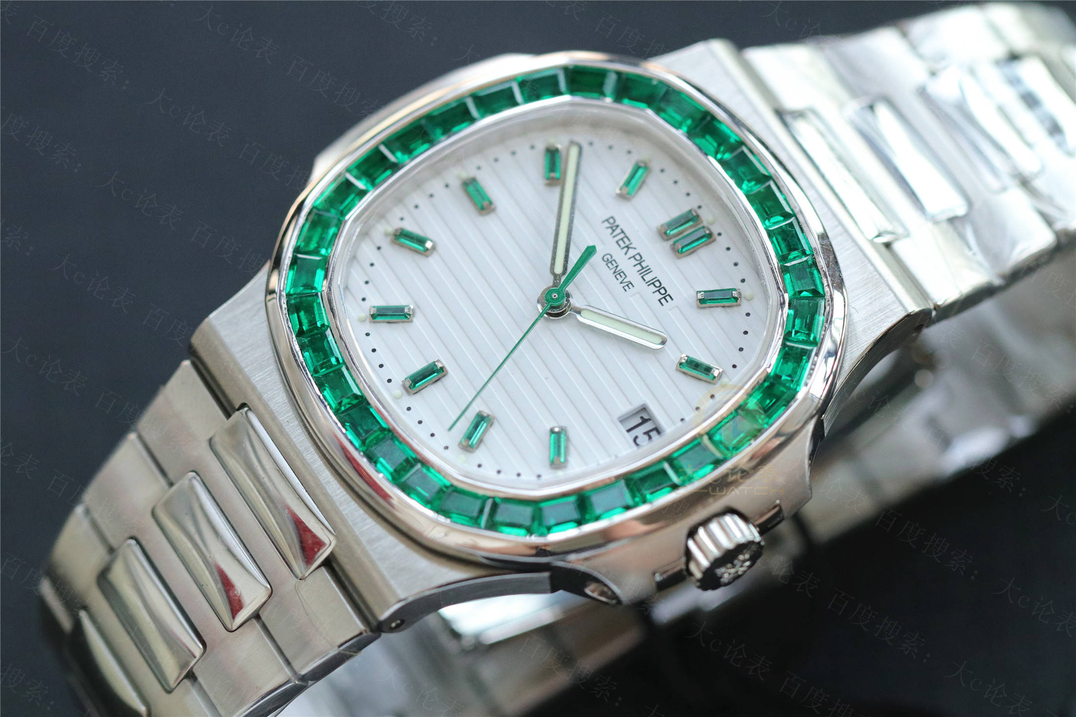 ��c�۱�:�ٴ�����������,���װ��ĸ�̲ʱ�Ȧ��