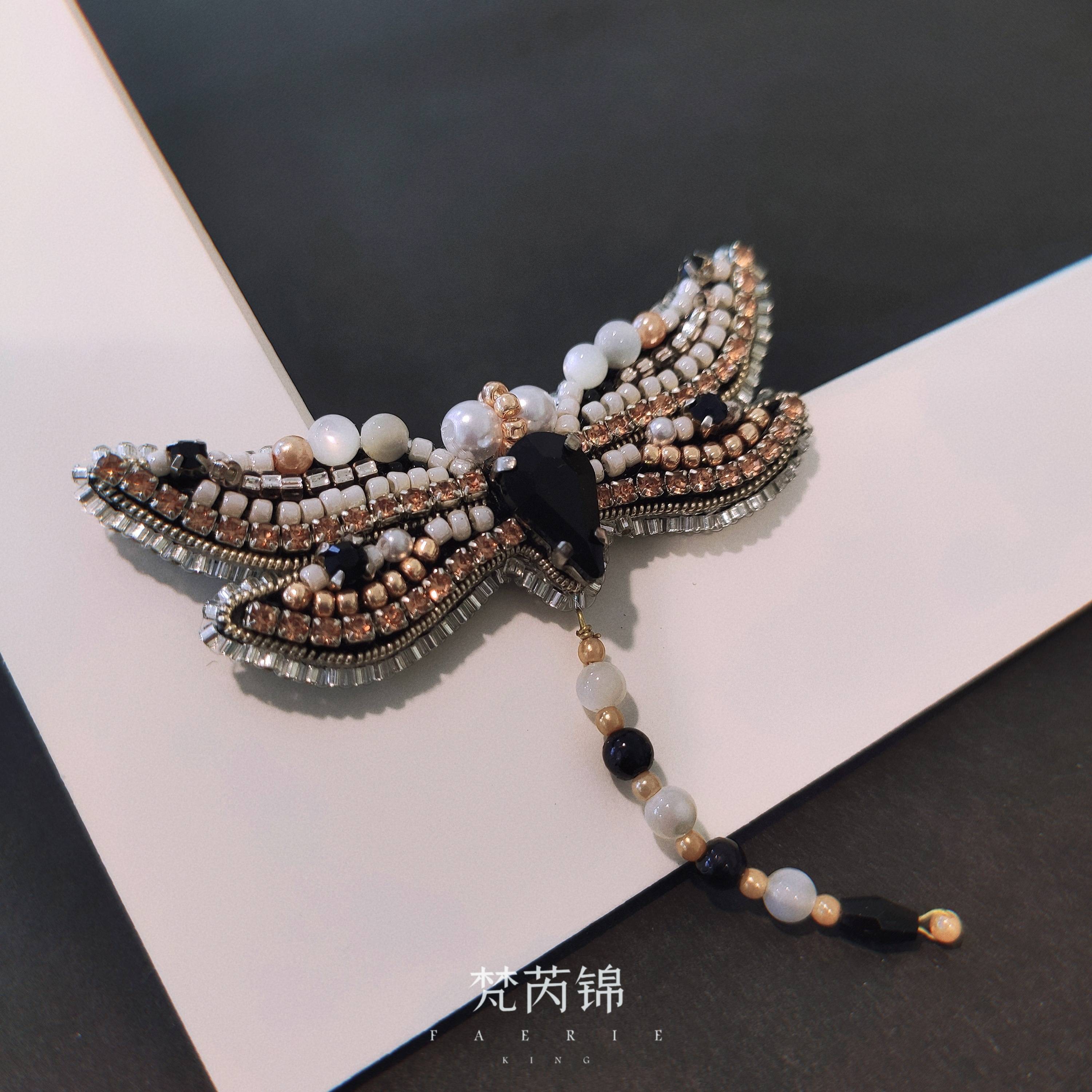 蝴蝶|法式刺绣梵芮锦刺绣手工刺绣胸针分享