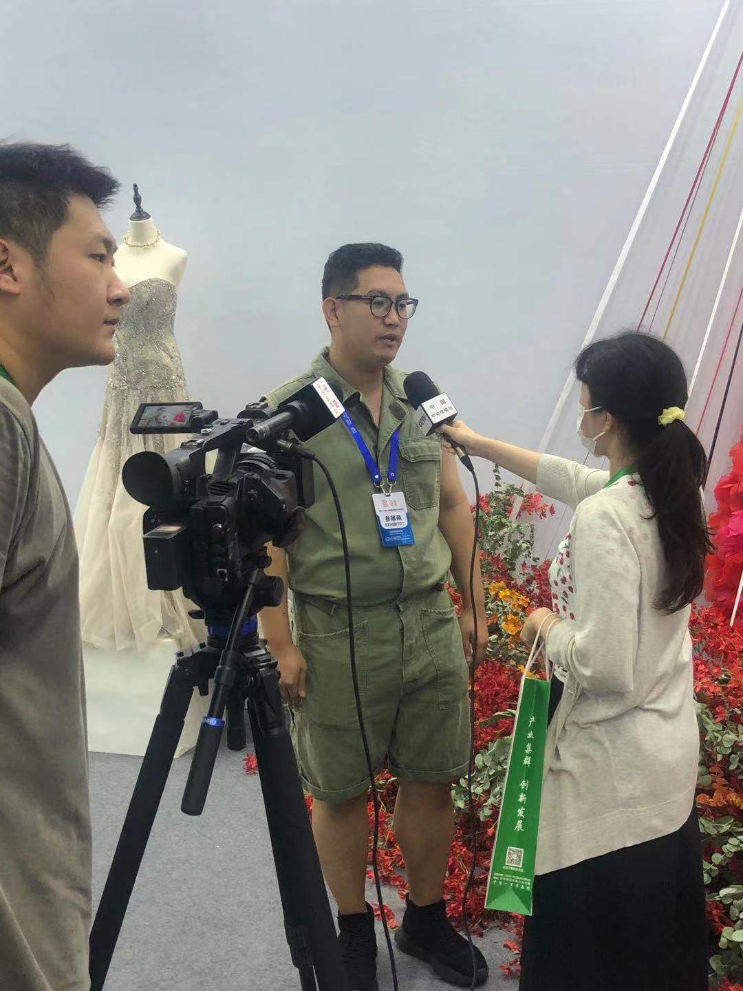 品牌|大连服博会XULANG品牌震撼全城